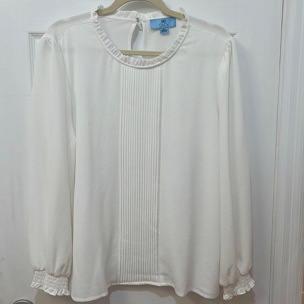 CeCe white long sleeve blouse. Size XL.